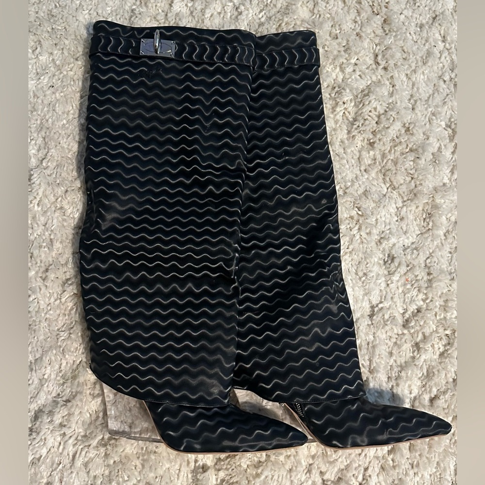 Shane Justin Black Shark Boots | Size 9 in Women |New| True to Size| No Defects